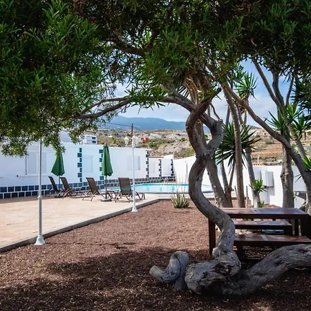 Apartmanhotel Acogedor Con Piscina En Tenerife 3*